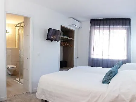 La Voile Hotel