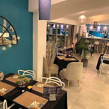 La Voile Hotel